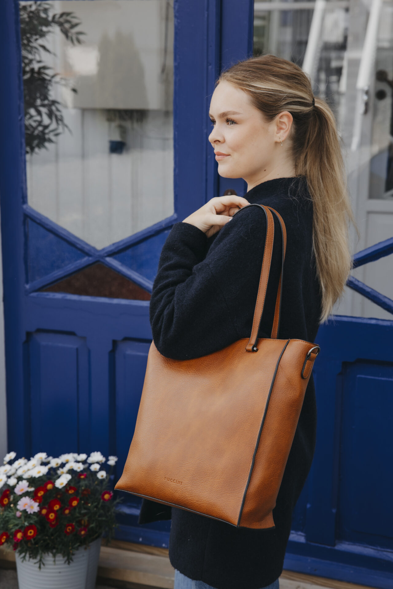 Puccini_4352301-Cognac_M3